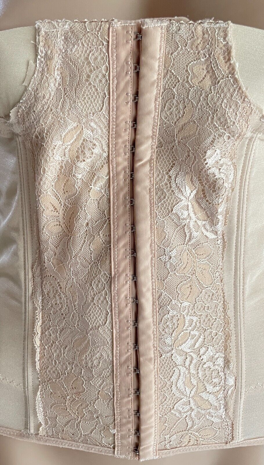 CINCHER Corset Beige Stretch Under Bust Waist Bustier Shaper Sz 12 NEW Vtg Sexy