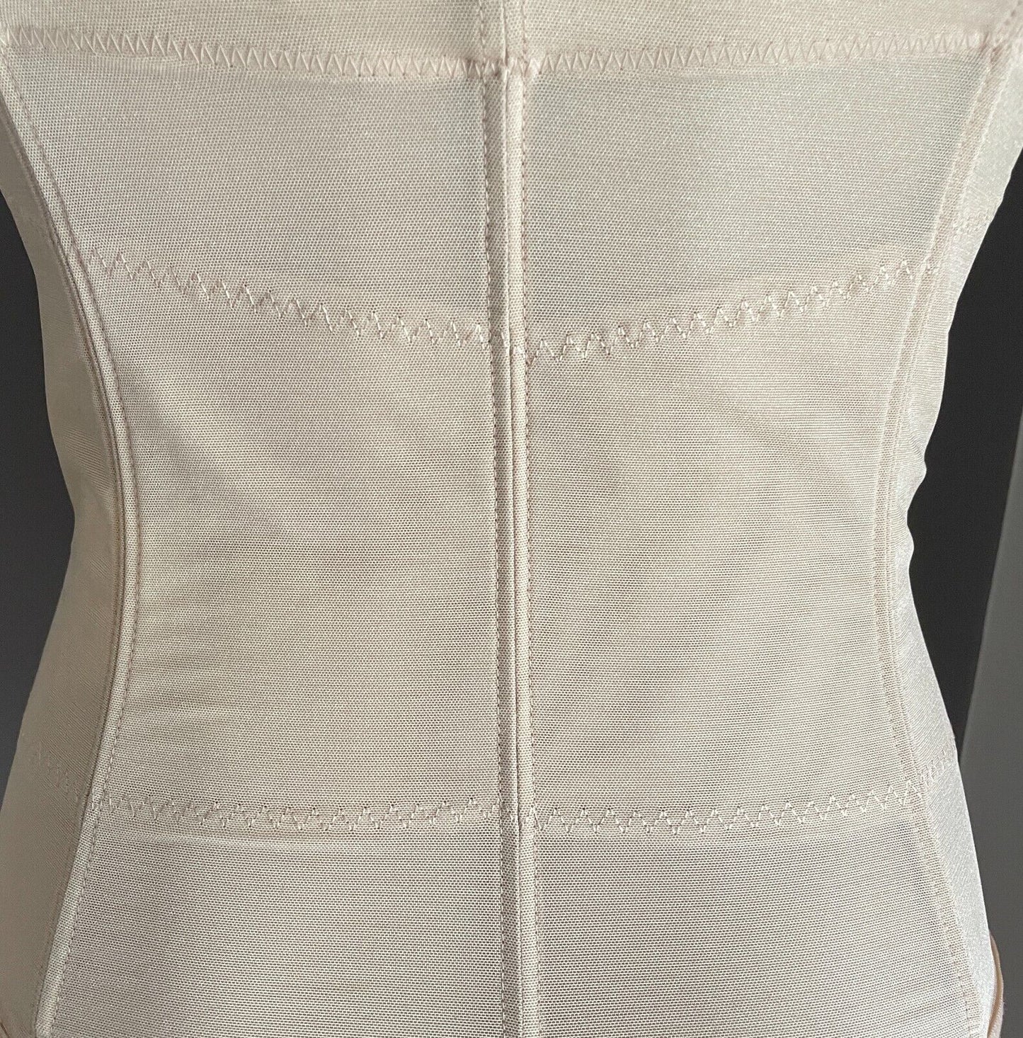 CINCHER Corset Beige Stretch Under Bust Waist Bustier Shaper Sz 12 NEW Vtg Sexy