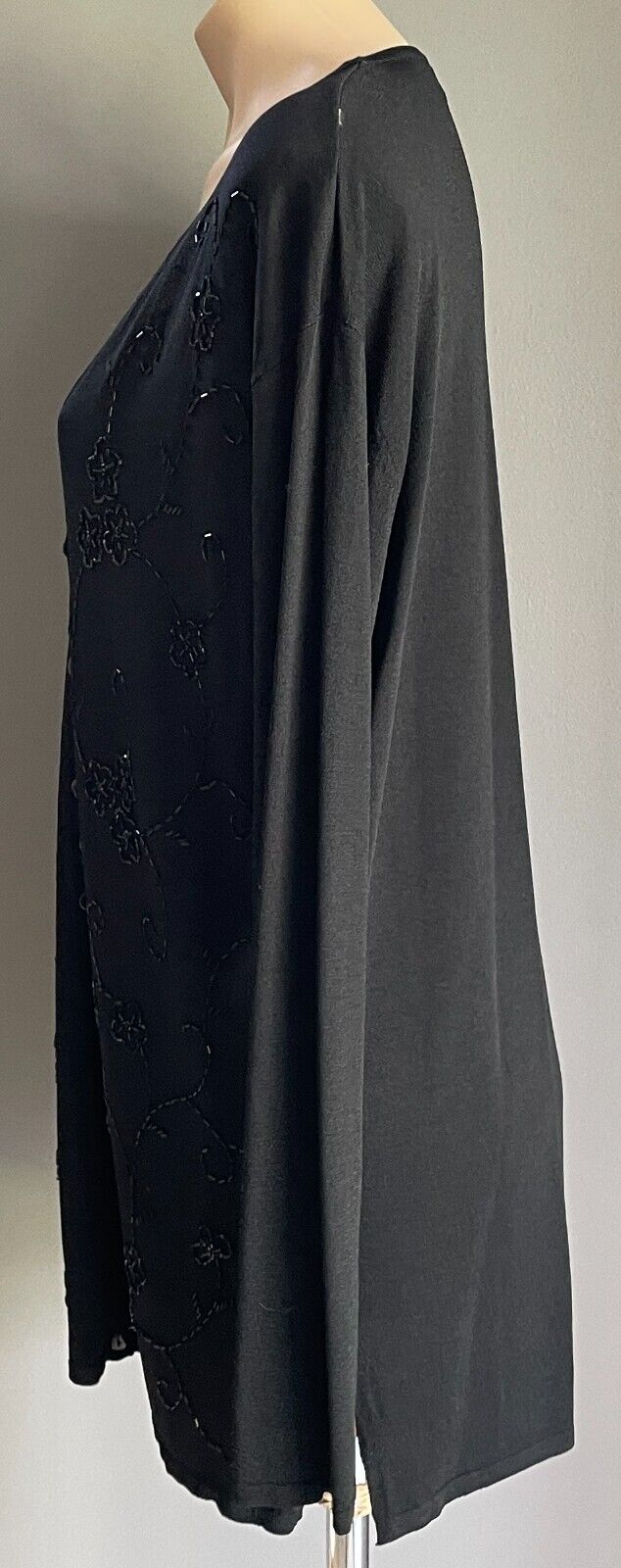2U DESIGNS Black Long Sleeve Cardigan with Black Bead Embellishments Size 14 16