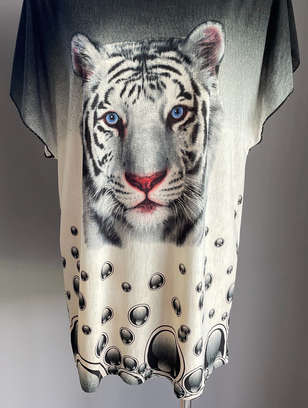 LI REN JUN Top Black White Tiger Face Extended Sleeve Stretch Tunic Size 16