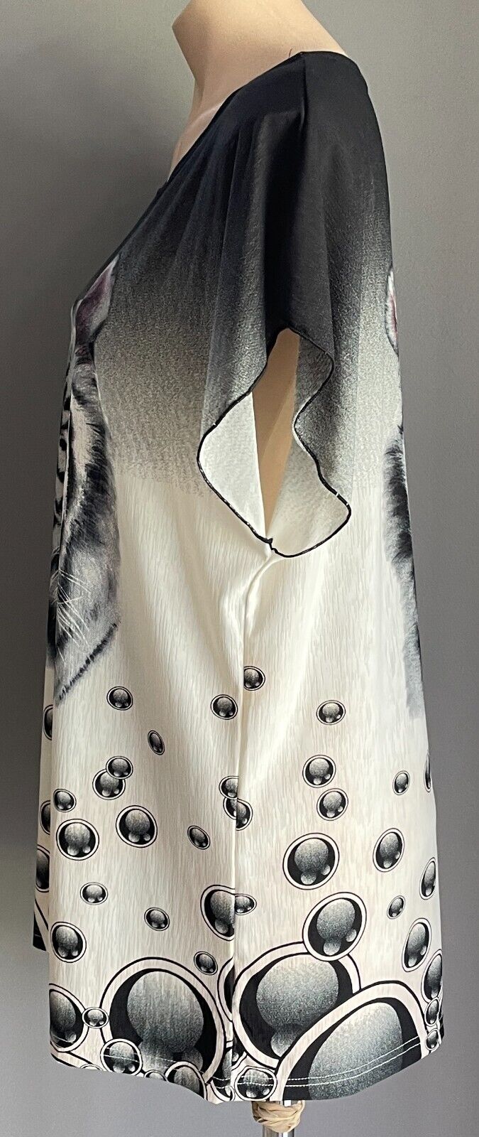 LI REN JUN Top Black White Tiger Face Extended Sleeve Stretch Tunic Size 16