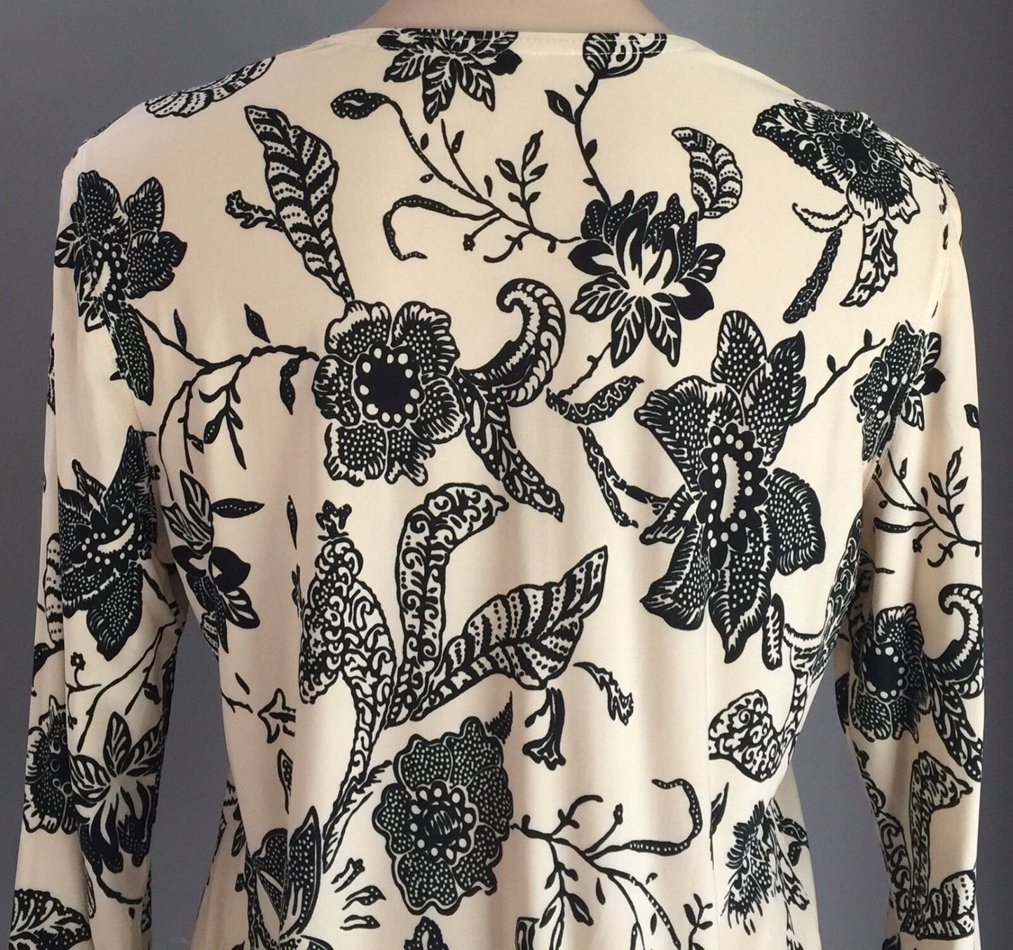 Stretch Top Cream & Black Floral Print 3/4 Sleeve Ladies Size S 10 - 12 Retro
