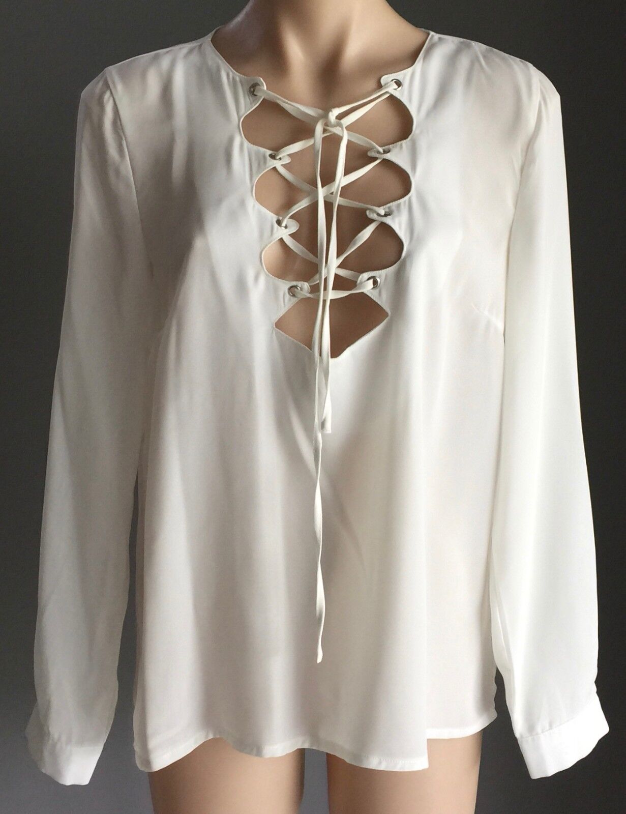 HE DOESN'T KNOW WHY? Top "Scallop Lattice Blouse" White Long Sleeve Size 12 NEW