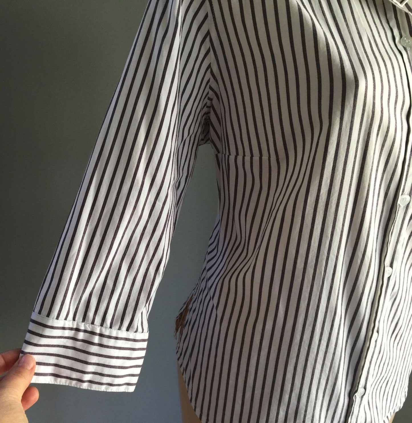 NONI B Shirt Buttons White & Grey Stripe 3/4 Sleeve w Button Cuff Top Size 12