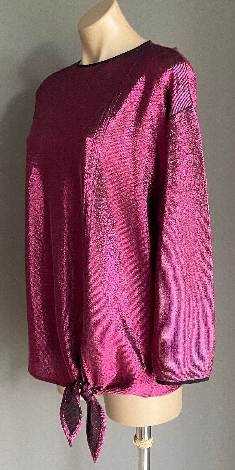 KAE GANBLEN Top Fucshia Pink Lurex 3/4 Sleeve Knot Hem Blouse Metallic Sz 12 Vtg