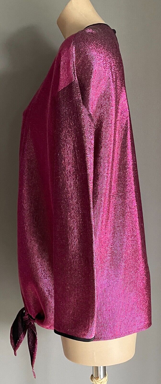KAE GANBLEN Top Fucshia Pink Lurex 3/4 Sleeve Knot Hem Blouse Metallic Sz 12 Vtg