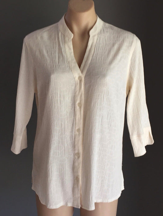 NONI B Top Mandarin Button Shirt Cream Crinkle 3/4 Sleeve Raised Swirl Size 12
