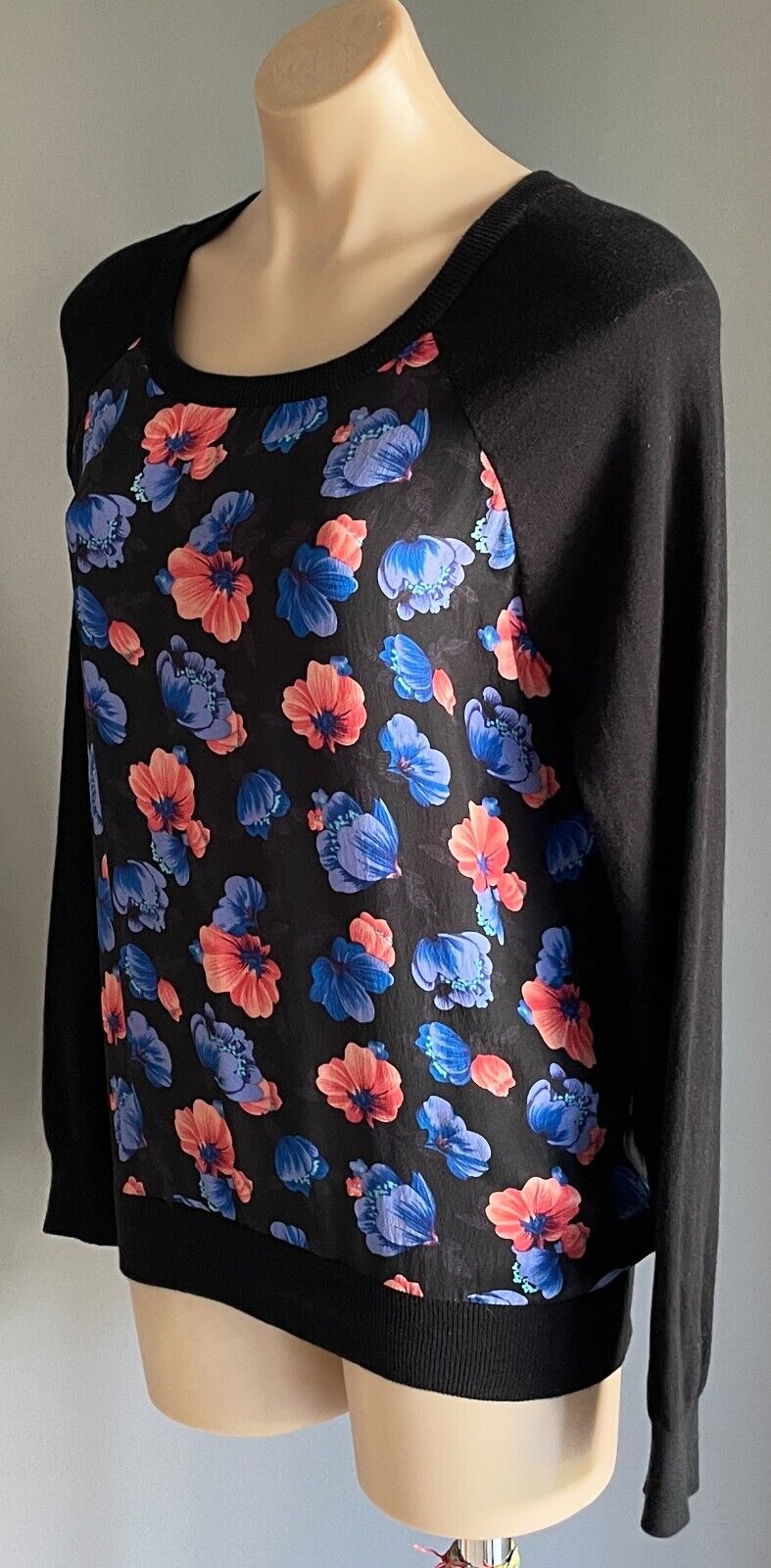 JEANSWEST Knit Sweater Black Long Sleeve Floral Print Fabric At Front Size M 10