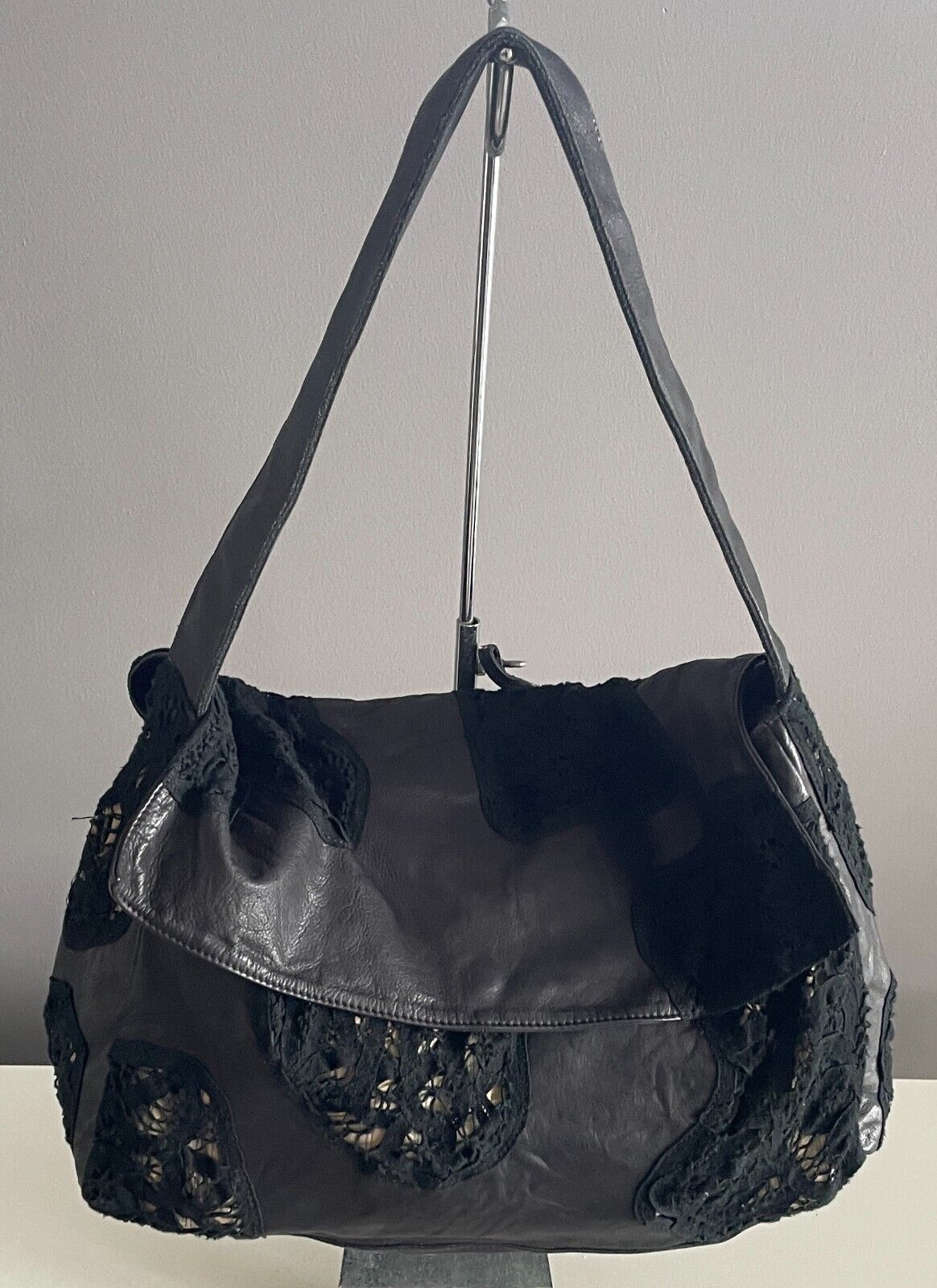 KOOKAI Shoulder Bag Black Textured Leather Lace Inserts Stunning Retro Gem