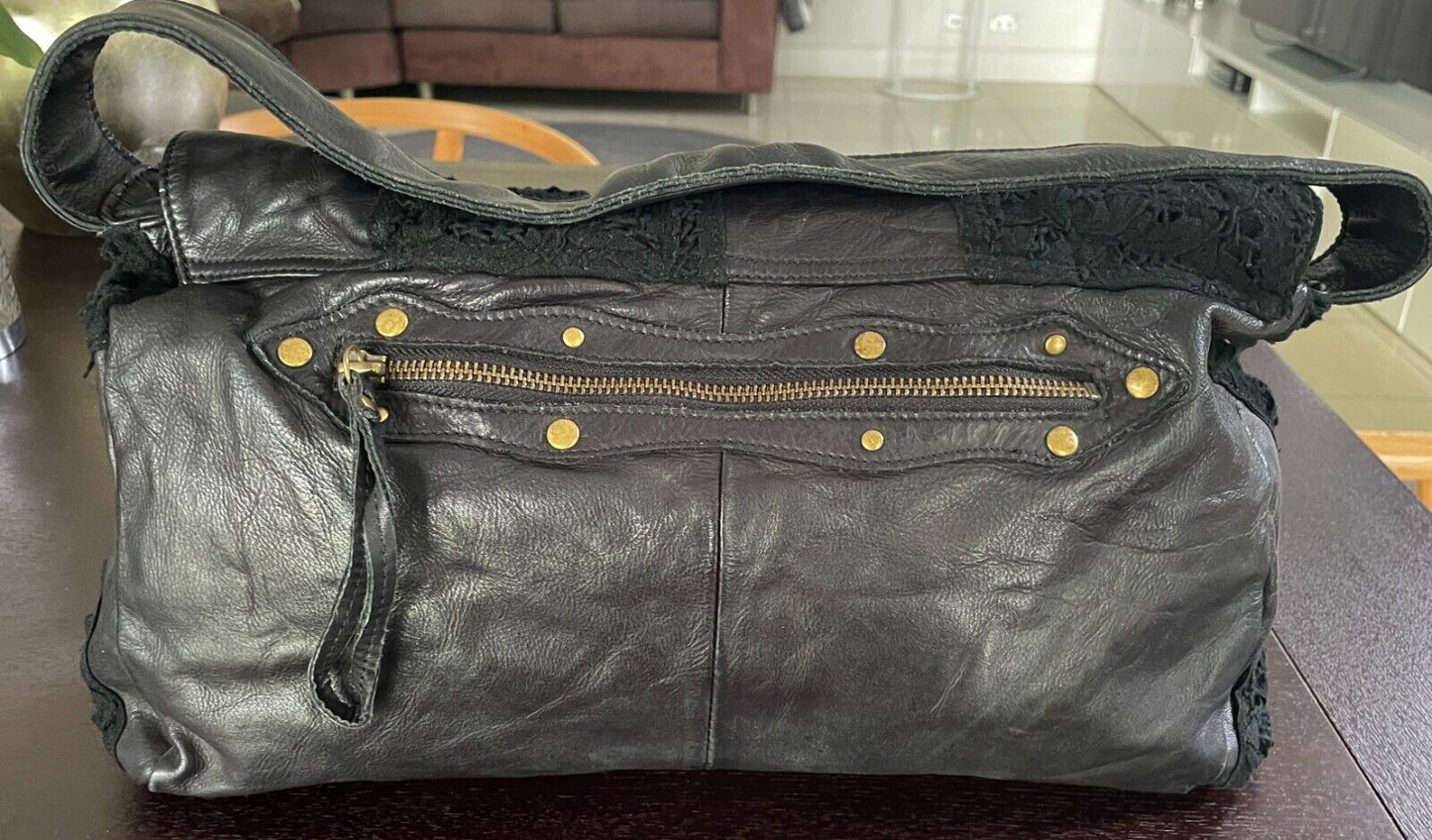 KOOKAI Shoulder Bag Black Textured Leather Lace Inserts Stunning Retro Gem