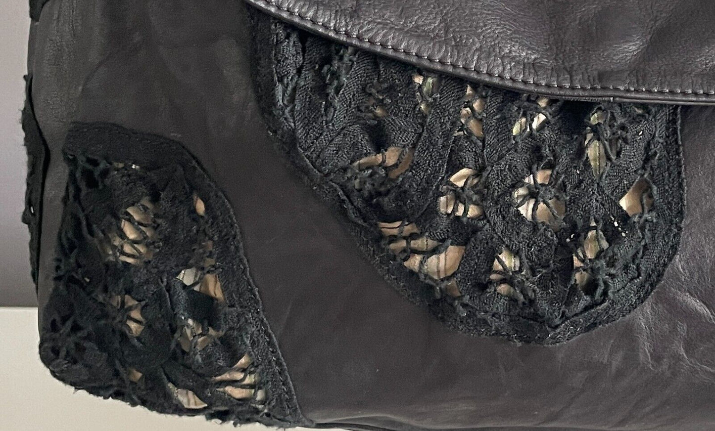 KOOKAI Shoulder Bag Black Textured Leather Lace Inserts Stunning Retro Gem