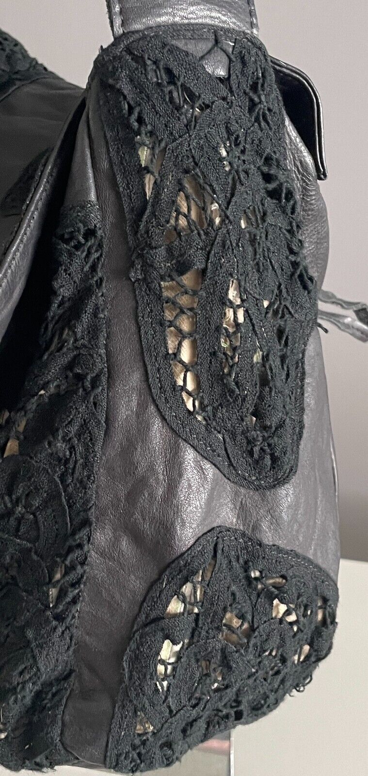 KOOKAI Shoulder Bag Black Textured Leather Lace Inserts Stunning Retro Gem