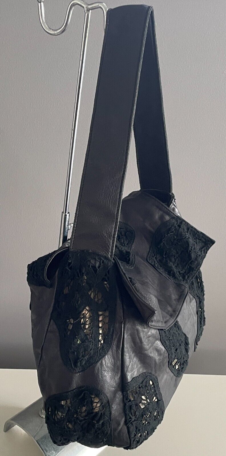 KOOKAI Shoulder Bag Black Textured Leather Lace Inserts Stunning Retro Gem
