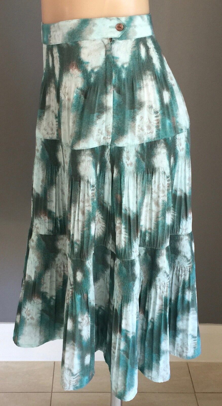 JEANSWEST Tier Skirt Jade Taupe Mint Green Tie Dye Print Knee Length Size 10 12