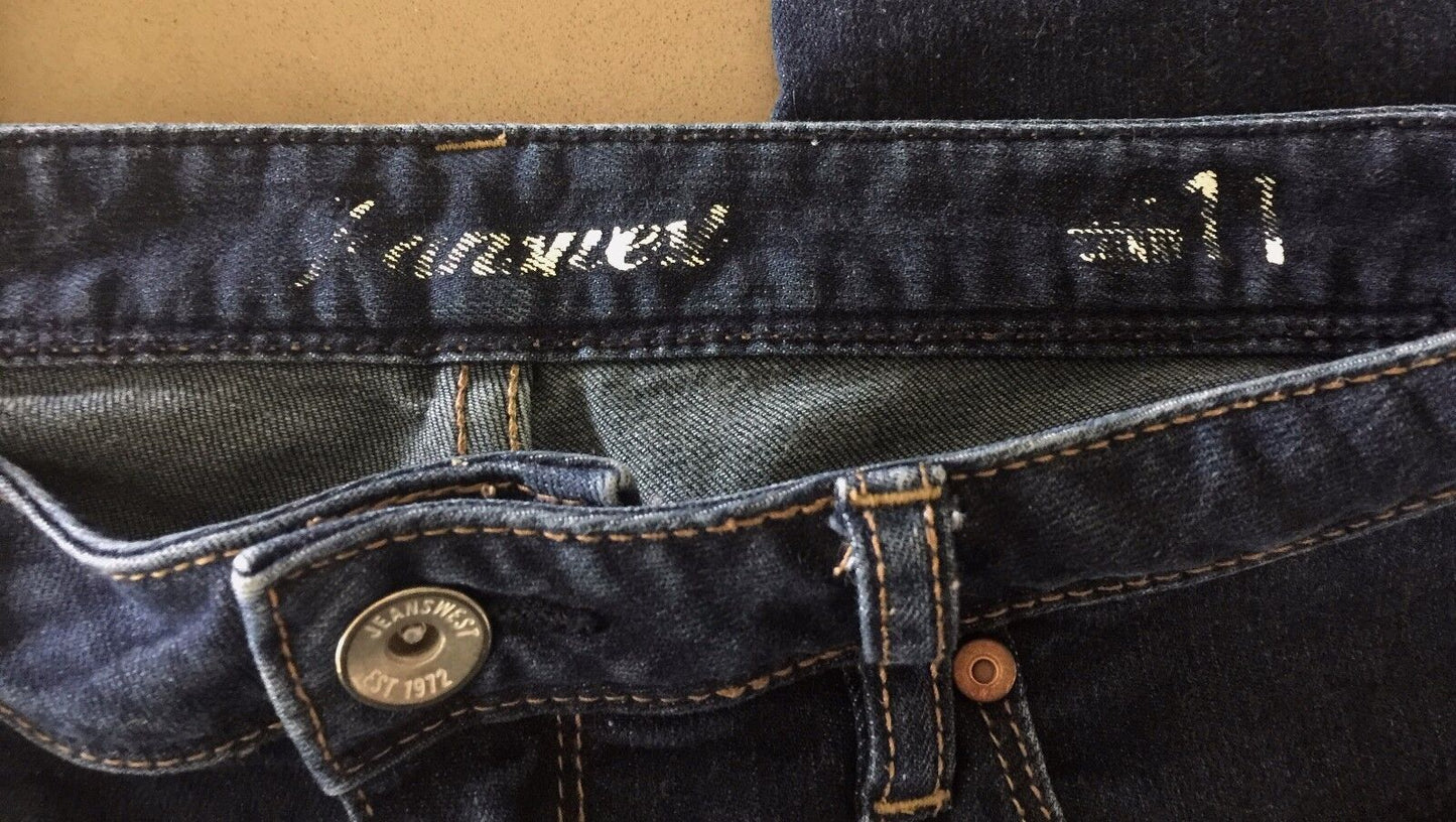 JEANSWEST Jeans Dark Wash Blue Denim Skinny Leg Ladies Size 11