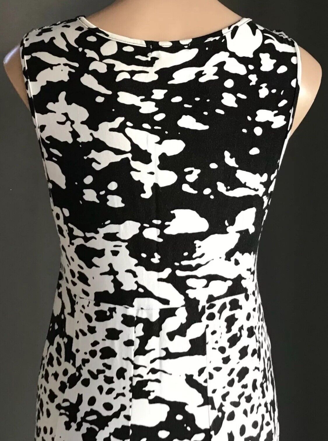 CHELSEA DESIGN  Sheath Dress Black Stretch Satin Jersey Beige Knot Trim Size 10
