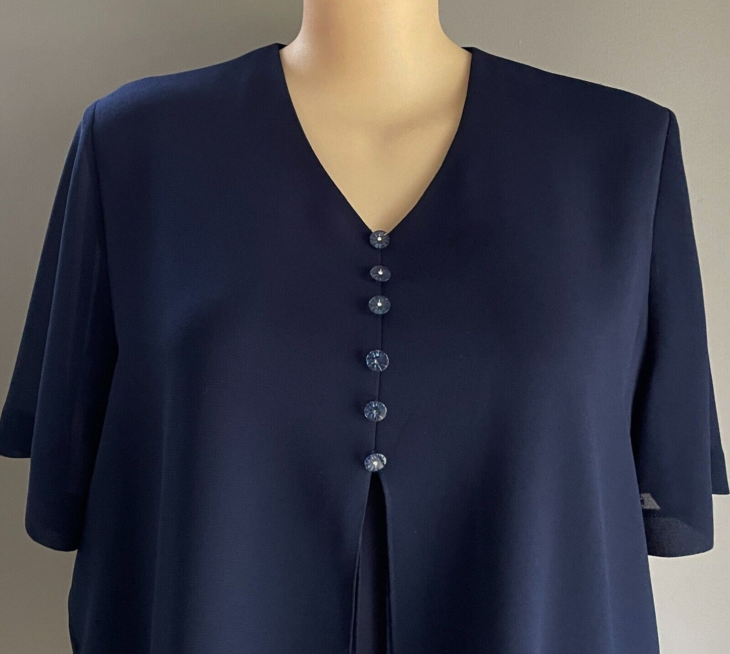 JAKI K Navy Short Sleeve Layered Blouse Plus Size 20 Decorative Buttons Zip Back