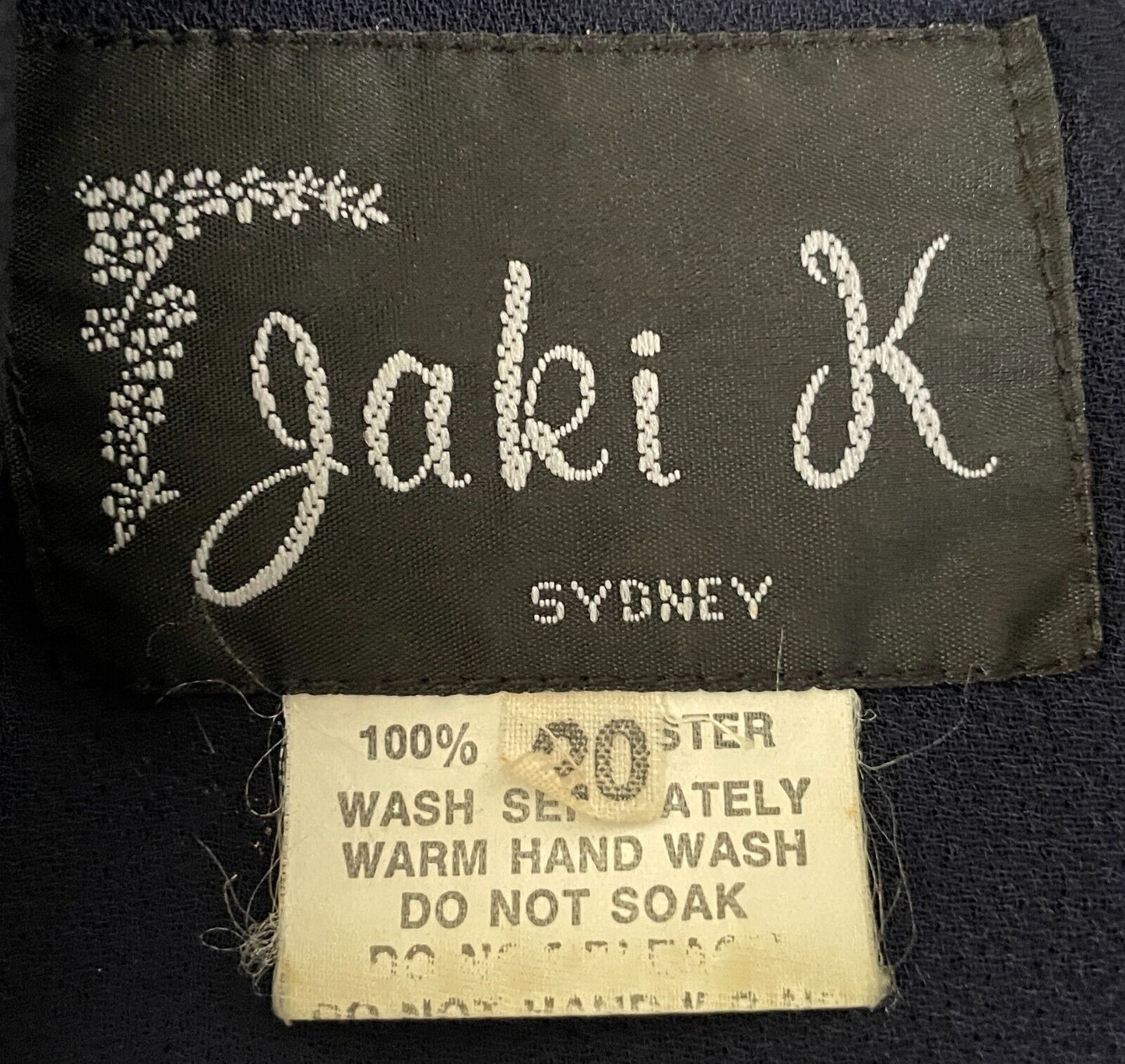 JAKI K Navy Short Sleeve Layered Blouse Plus Size 20 Decorative Buttons Zip Back