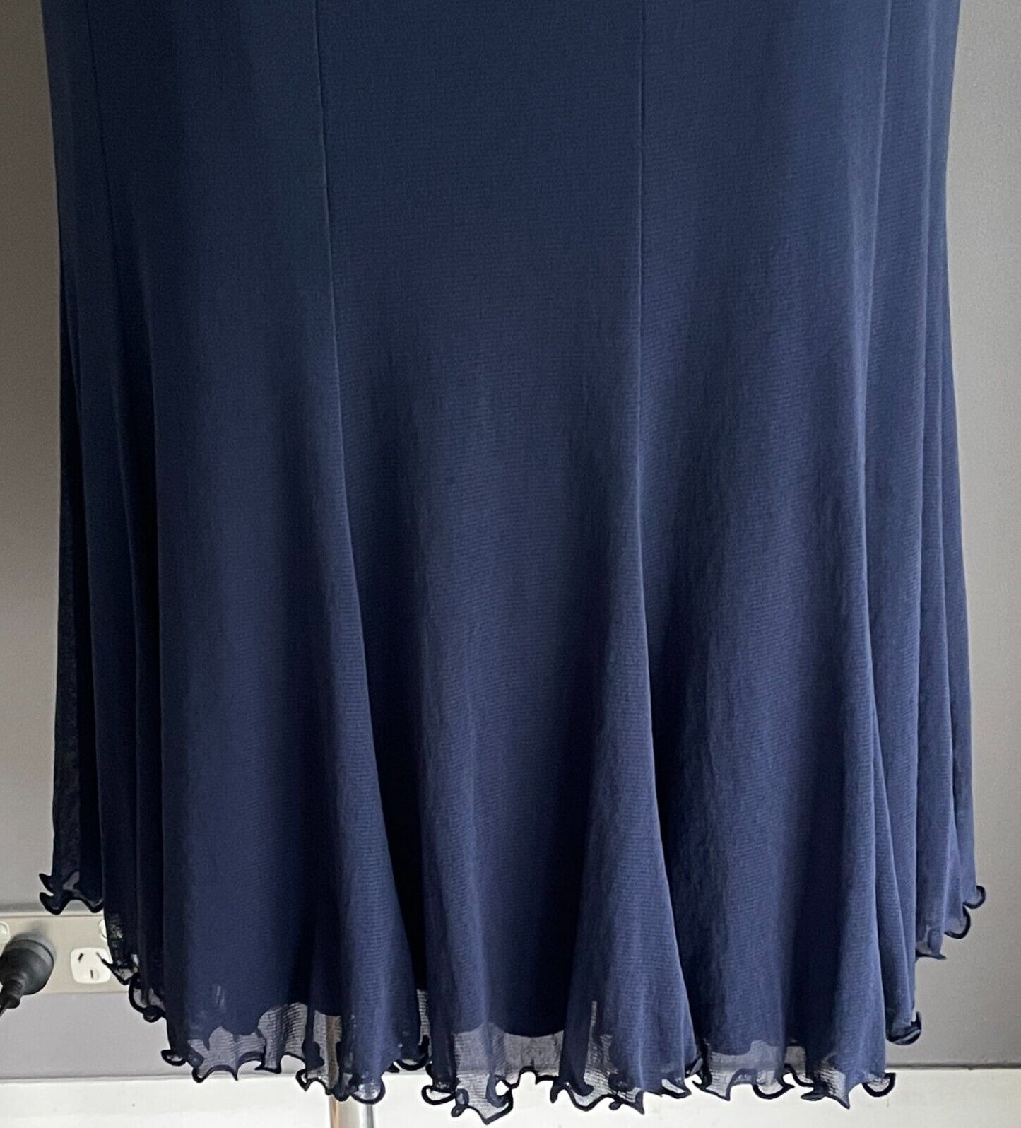 J K FASHION Navy Mesh Net Panel Skirt Plus Size 24 Elastic Waist Midi Length NEW