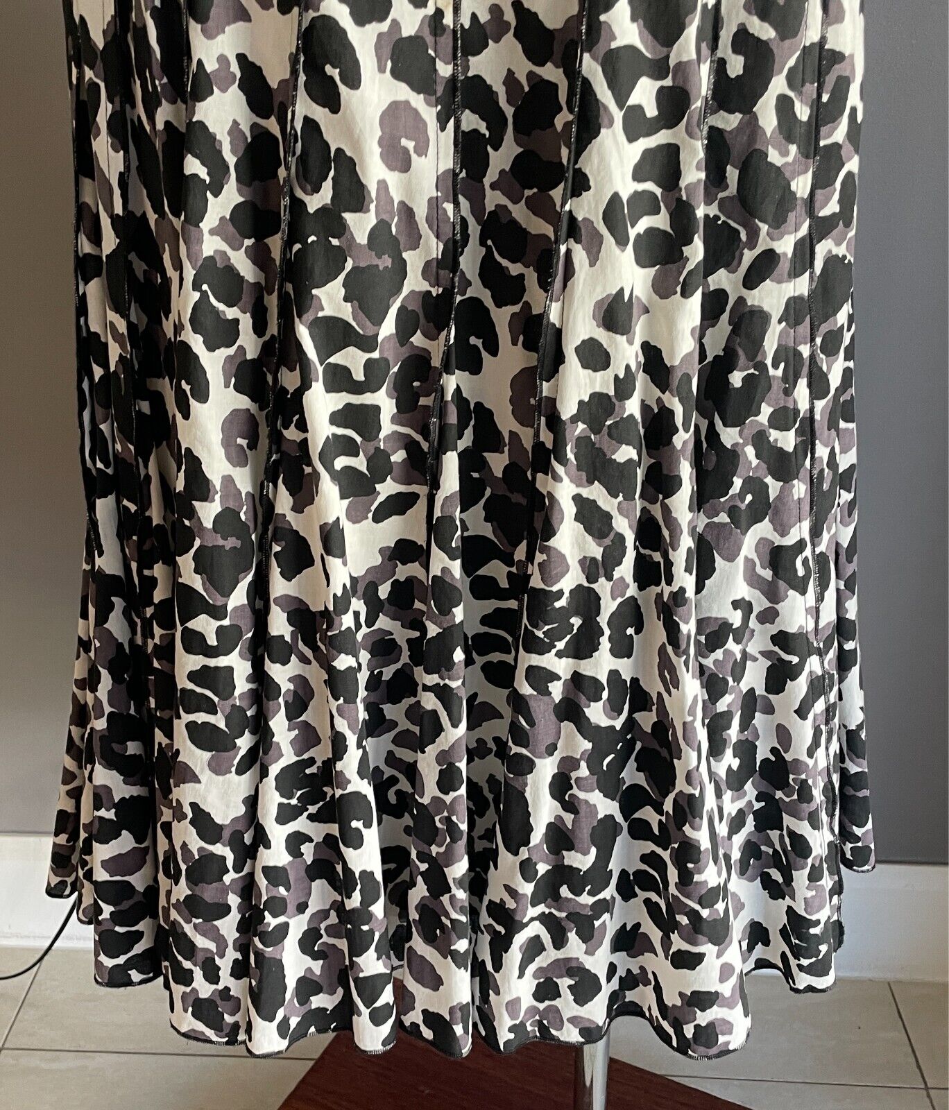 PARRAKEETS Skirt White Black Grey A-Line Panel Leopard Size 16 Cotton Lined