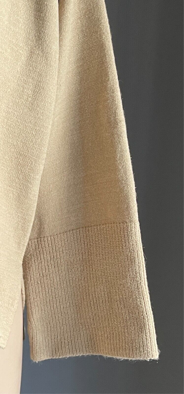 Knit Jumper Beige Sweater Long Bell Sleeves Size 16 V Neck Relaxed Fit
