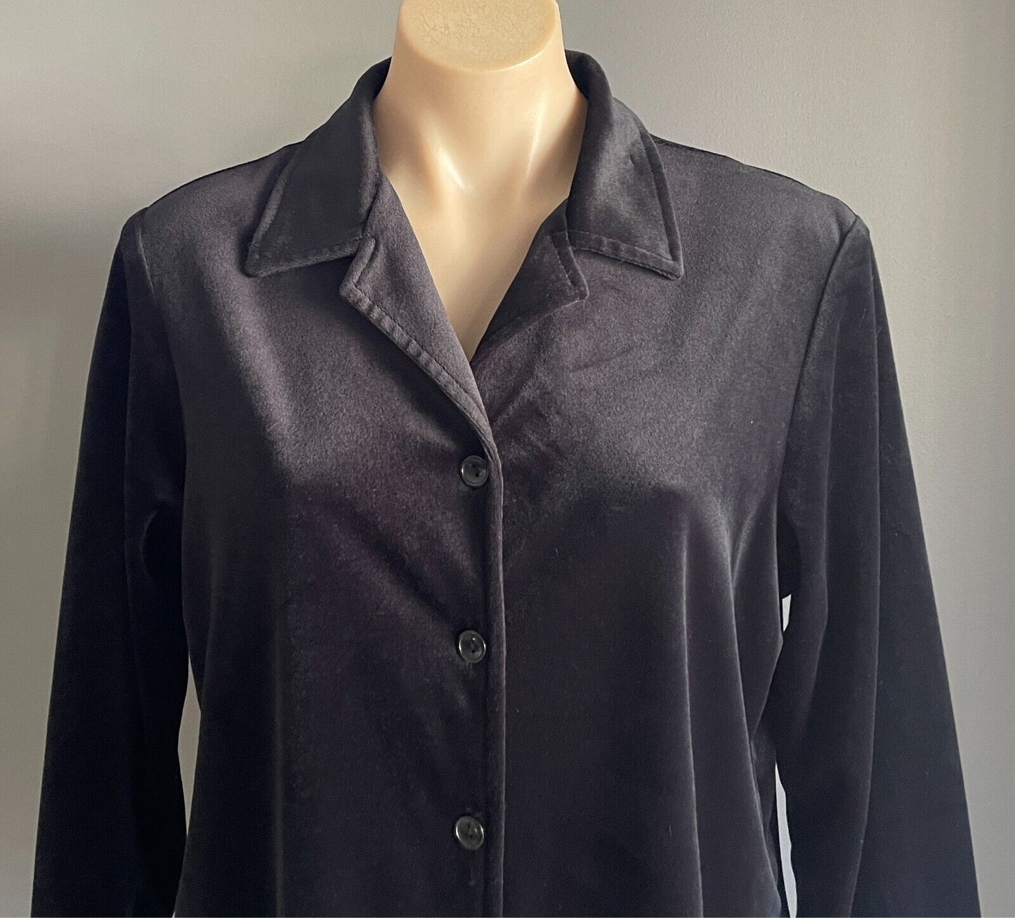 Black Thick Stretch Velour Shirt Size 16 Collar Button Front Long Sleeves Retro