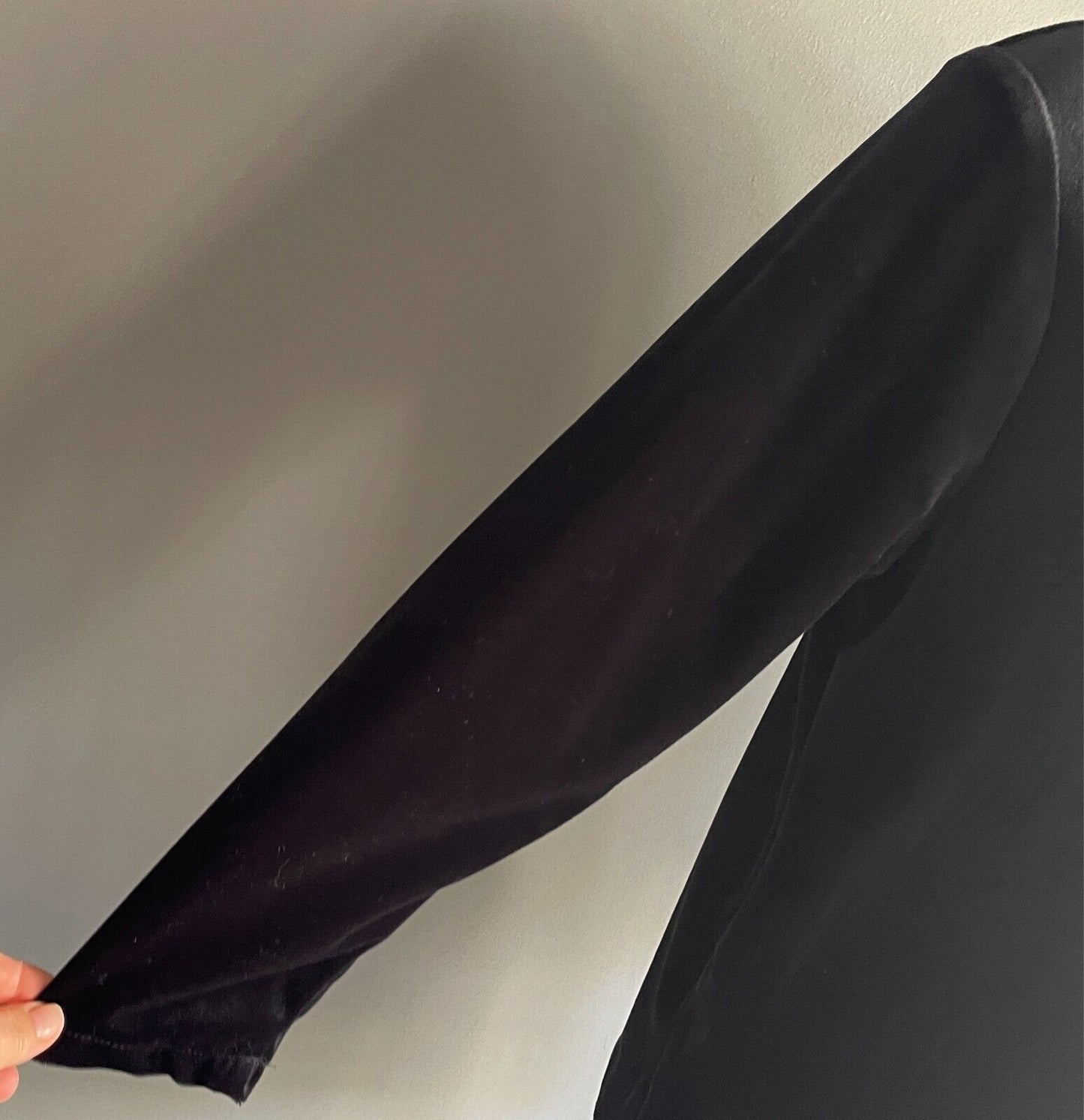 Black Thick Stretch Velour Shirt Size 16 Collar Button Front Long Sleeves Retro