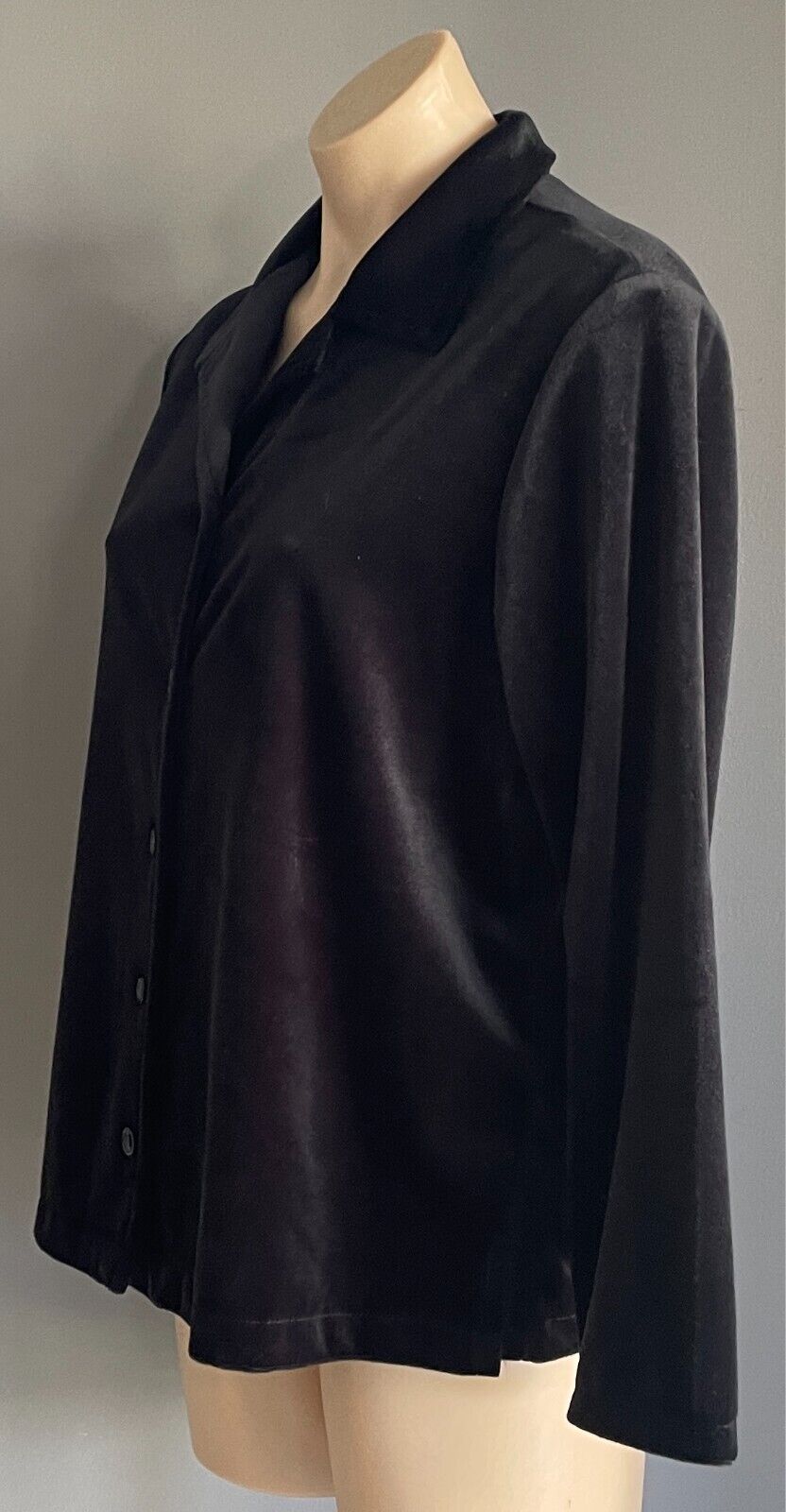 Black Thick Stretch Velour Shirt Size 16 Collar Button Front Long Sleeves Retro