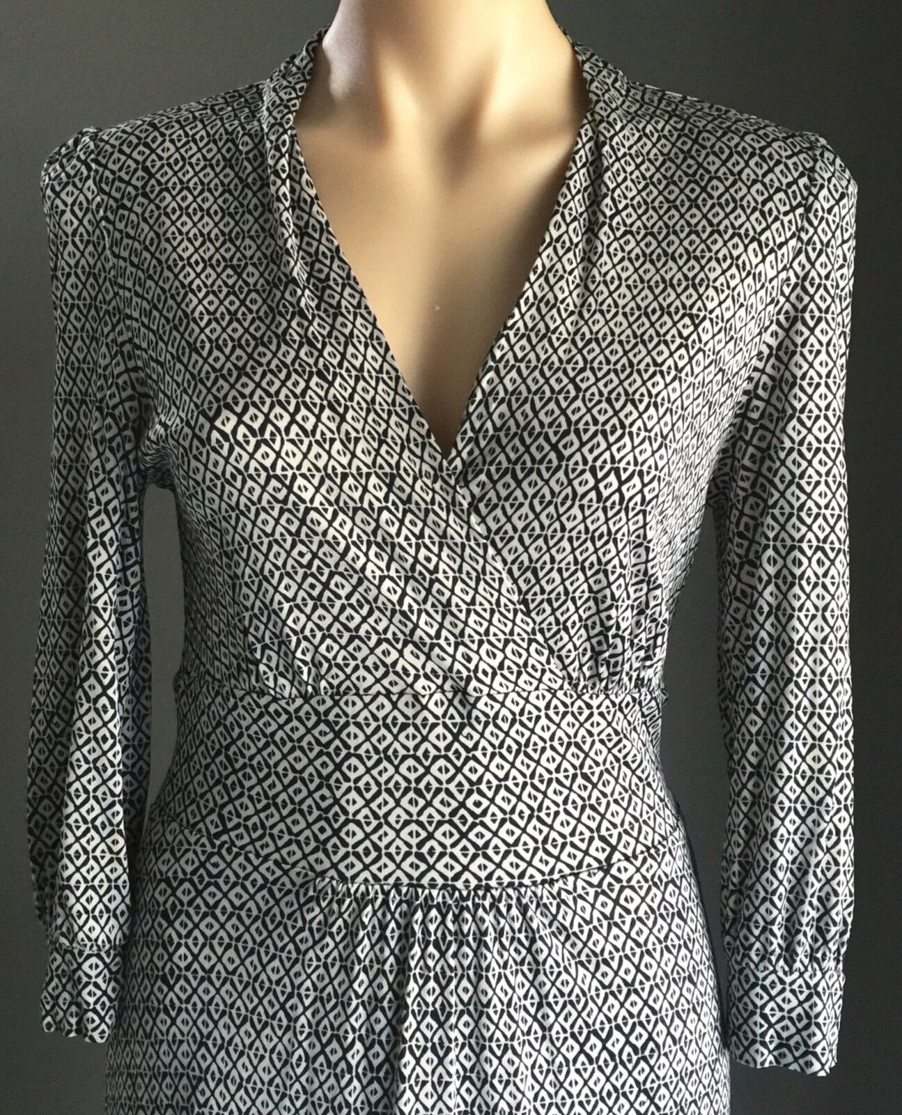 SPORTSCRAFT Empire Dress Navy White Tile Print 3/4 Sleeve Size 8 10 Gorgeous