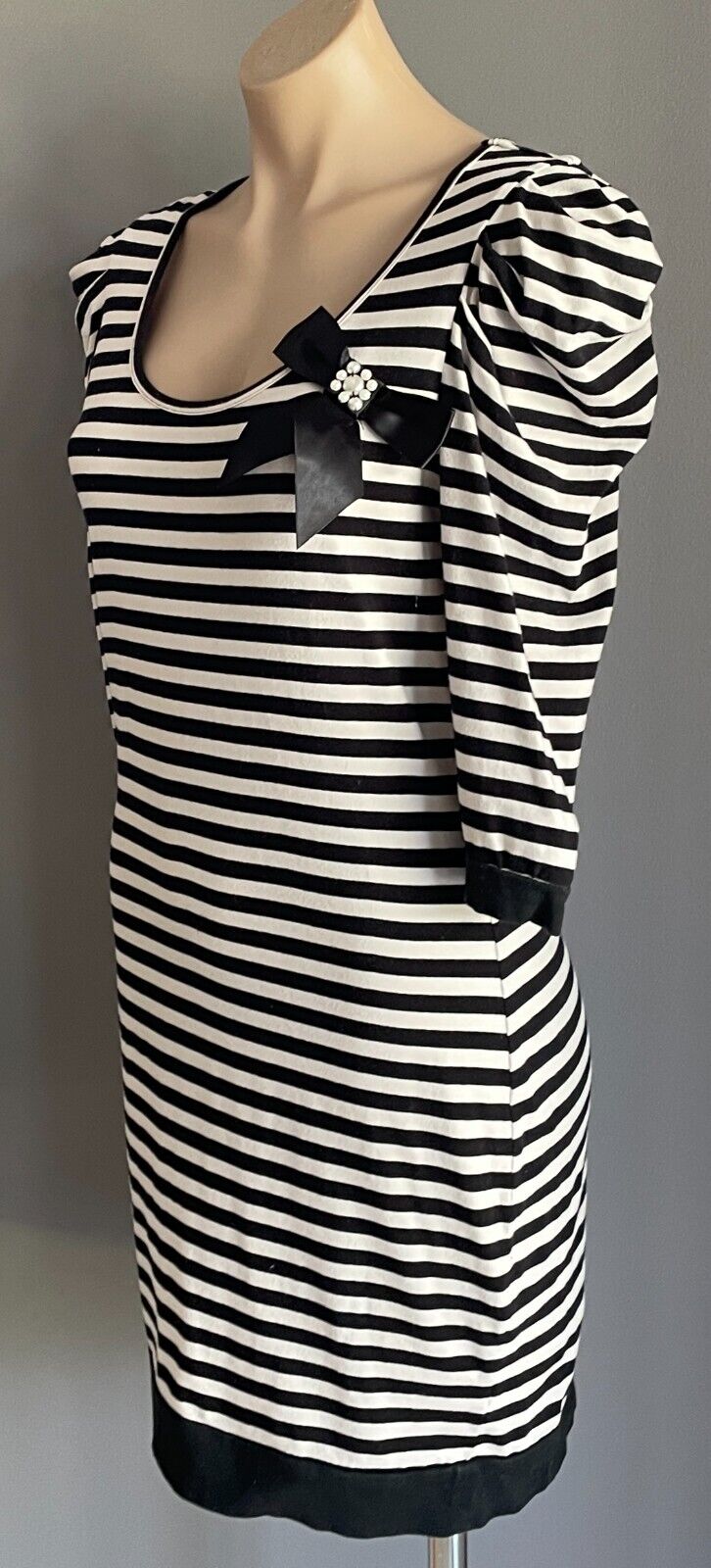 BARDOT Sweater Dress Black & White Stripe 3/4 Sleeve Bow Trim Stretch Size 14