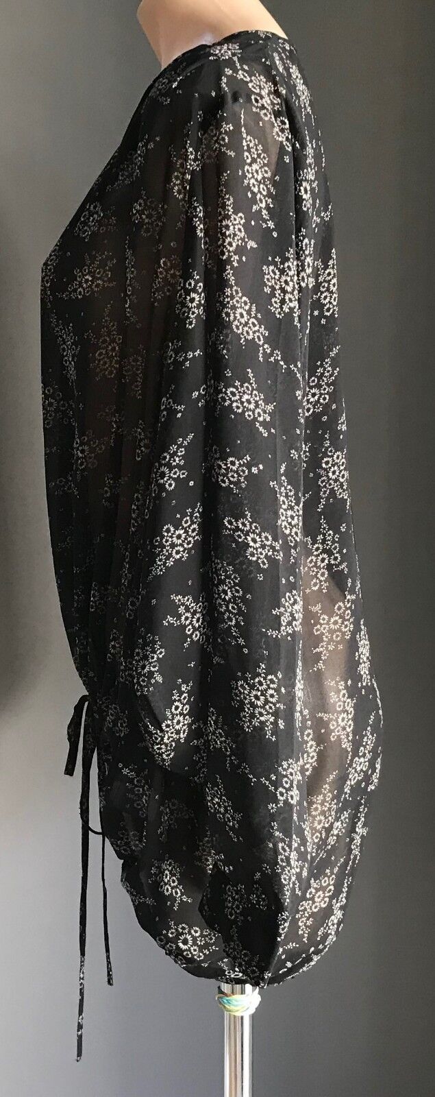 BARDOT Sheer Black & Taupe Floral  Blouson Kimono Style Jacket Size 10 Gorgeous