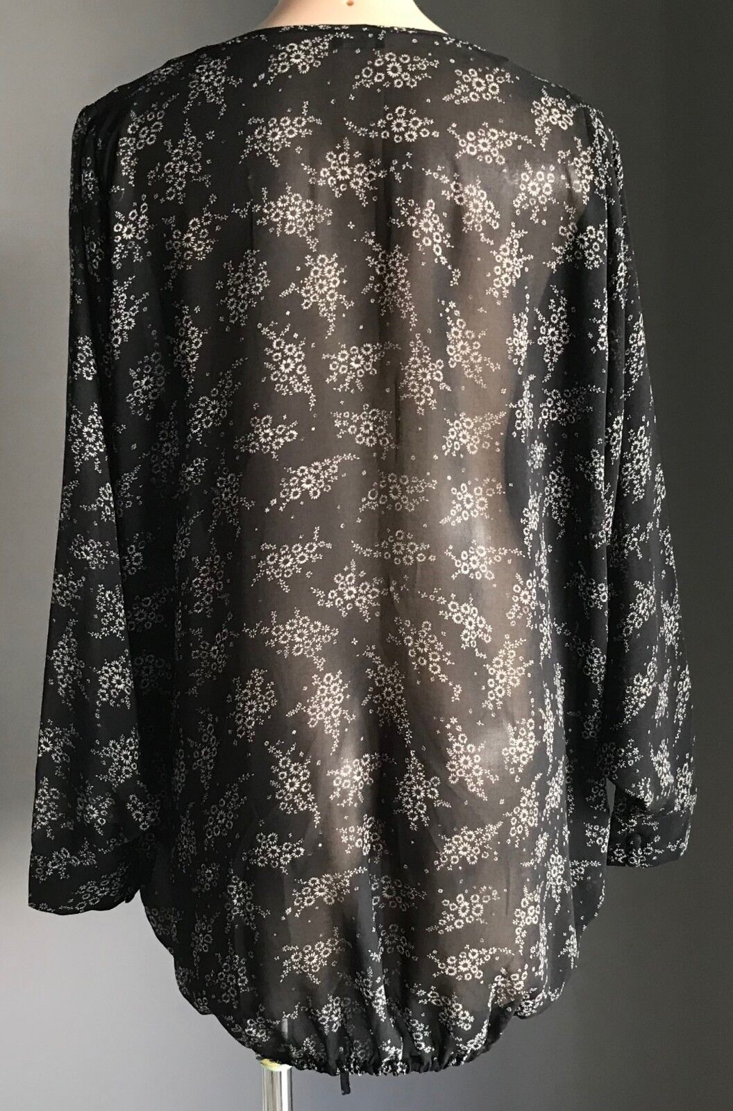BARDOT Sheer Black & Taupe Floral  Blouson Kimono Style Jacket Size 10 Gorgeous