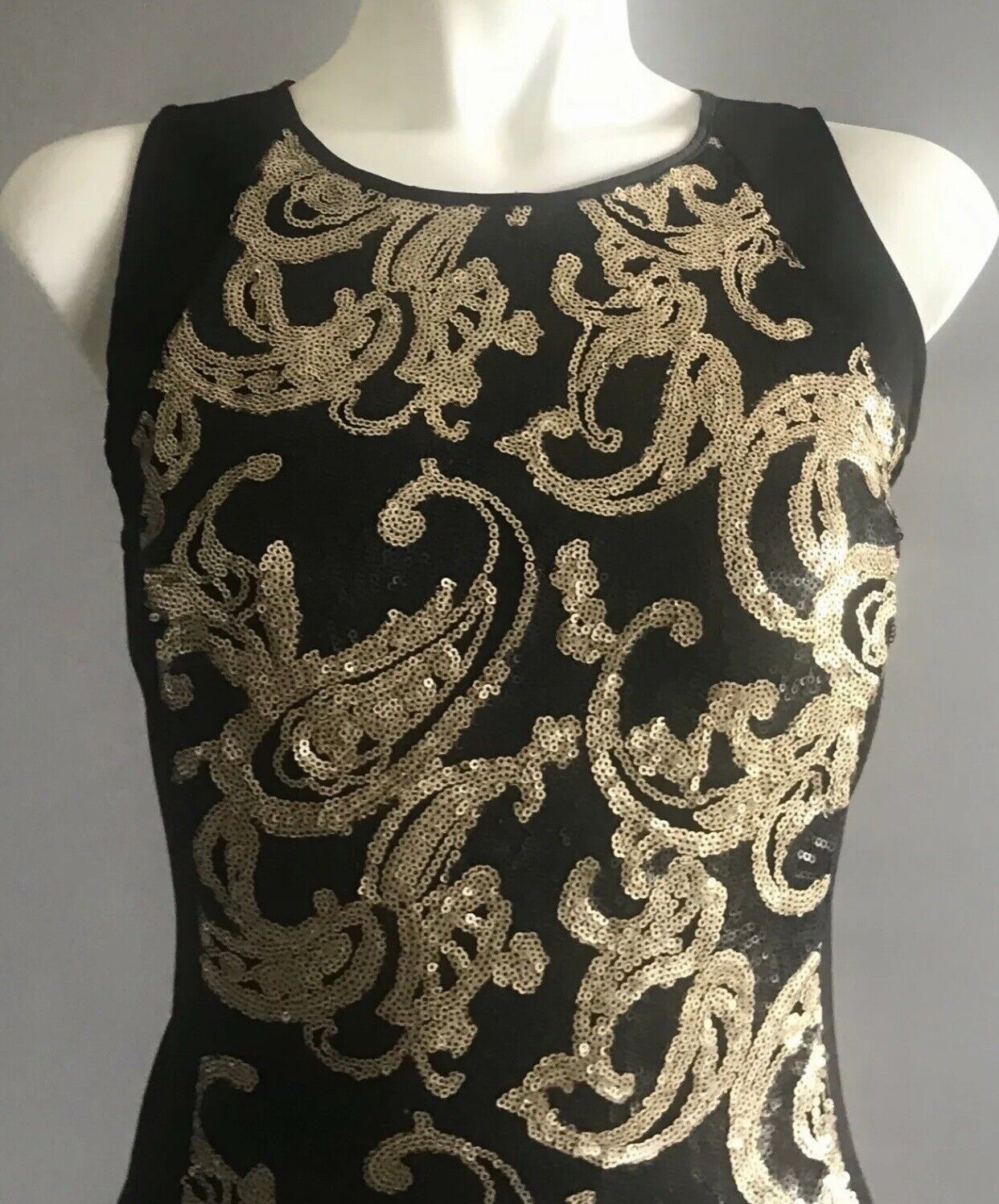 BARDOT Dress Sheath Black Sleeveless w Black & Gold Sequin Trim Ladies Sz 8 NEW