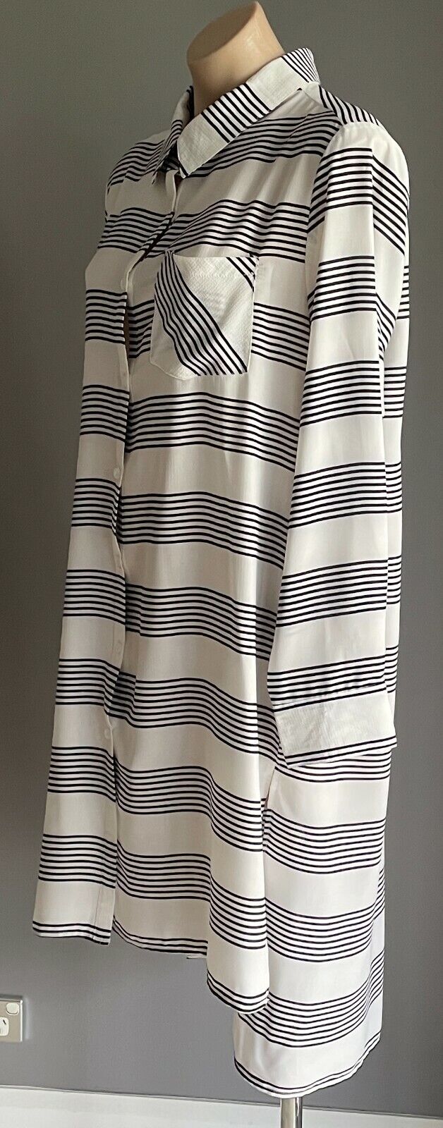 PAPER SCISSORS Shirt White & Black Stripe Long Length Blouse Size 16 NEW