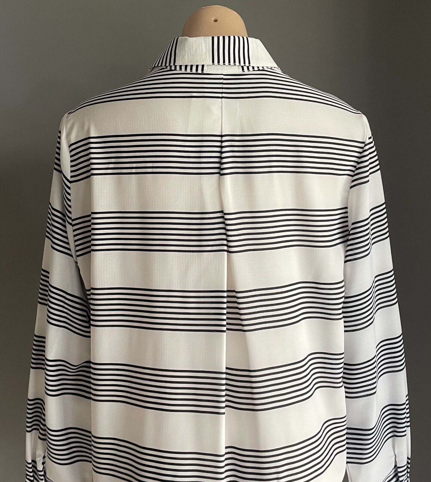 PAPER SCISSORS Shirt White & Black Stripe Long Length Blouse Size 16 NEW