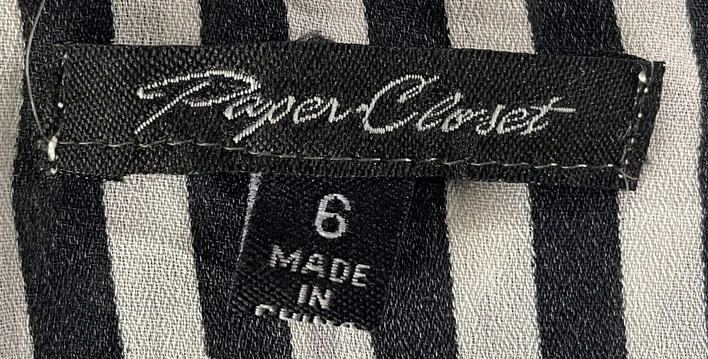 PAPER CLOSET Black White Stripe Waterfall Drape Jacket Size 6 Ruched 3/4 Sleeves