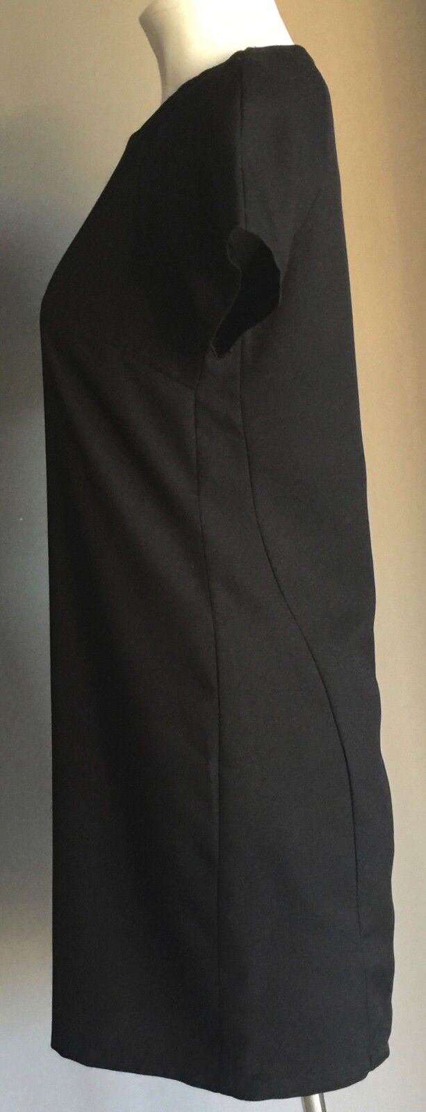 PAPER SCISSORS Dress Black Short Sleeve Sheath LBD Ladies Size 8 NEW