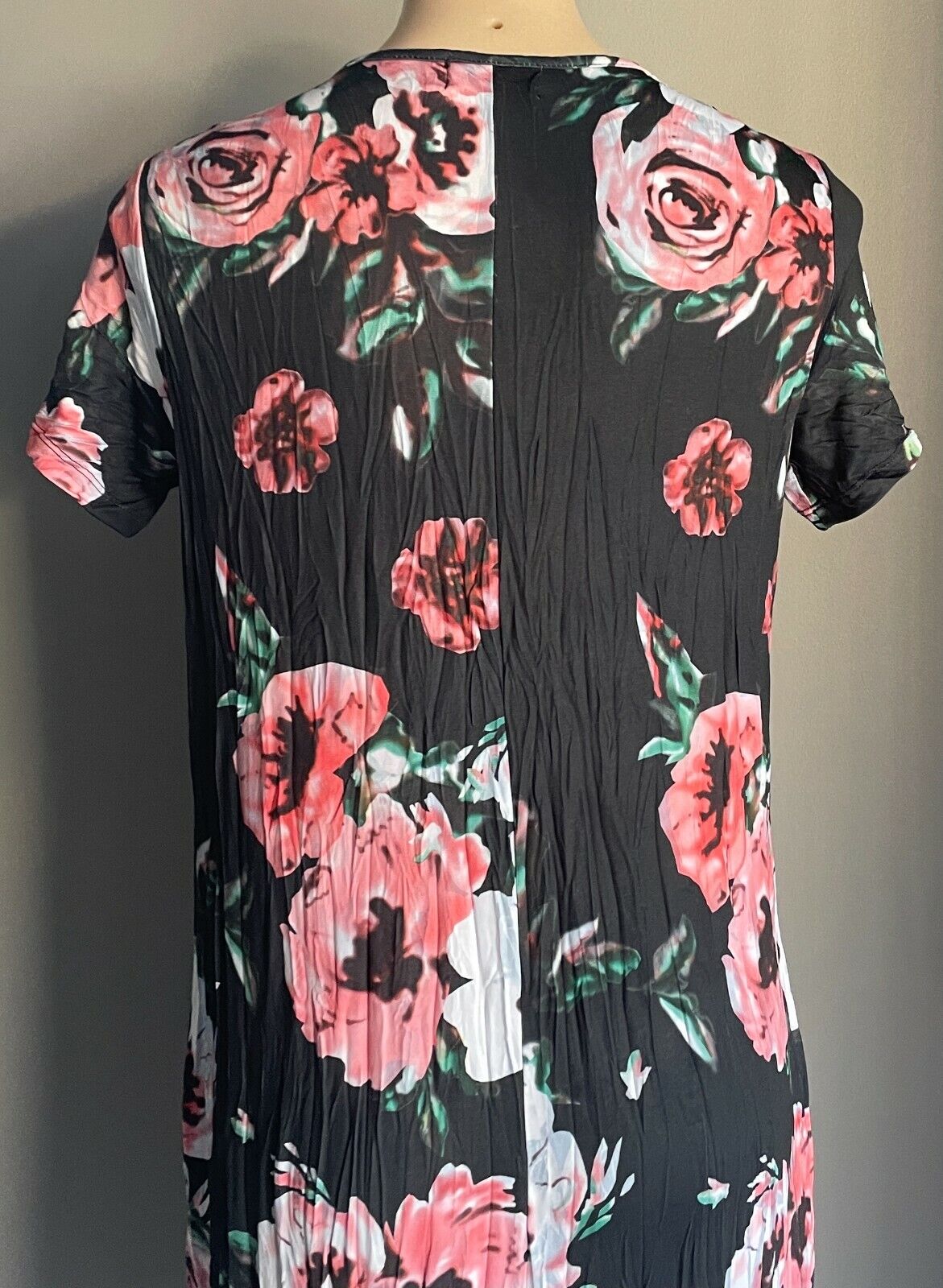 CORDELIA Street Black Dress Floral Crinkle Crease Fabric Short Sleeve Size 10
