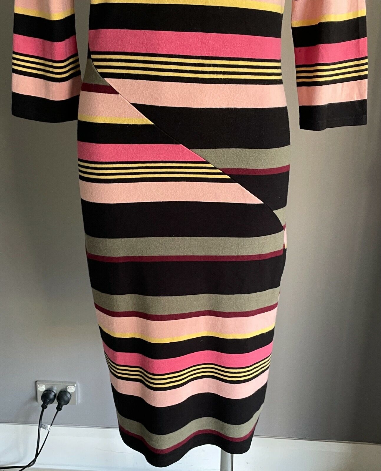 FRENCH CONNECTION Bodycon Dress Multi Colour Stripe 3/4 Sleeve Stretch Size 10