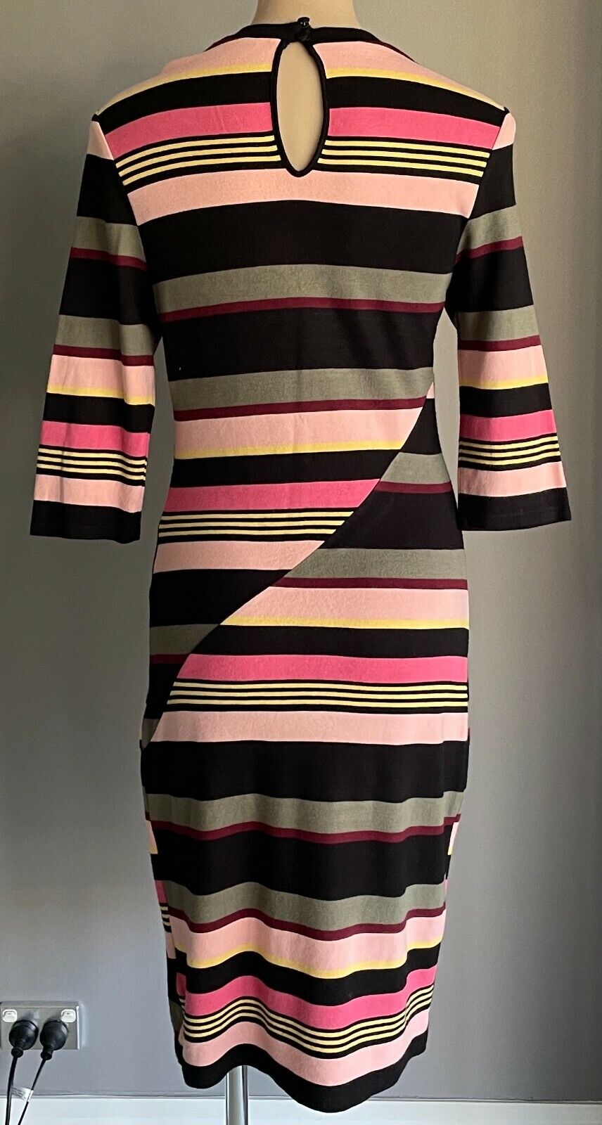 FRENCH CONNECTION Bodycon Dress Multi Colour Stripe 3/4 Sleeve Stretch Size 10