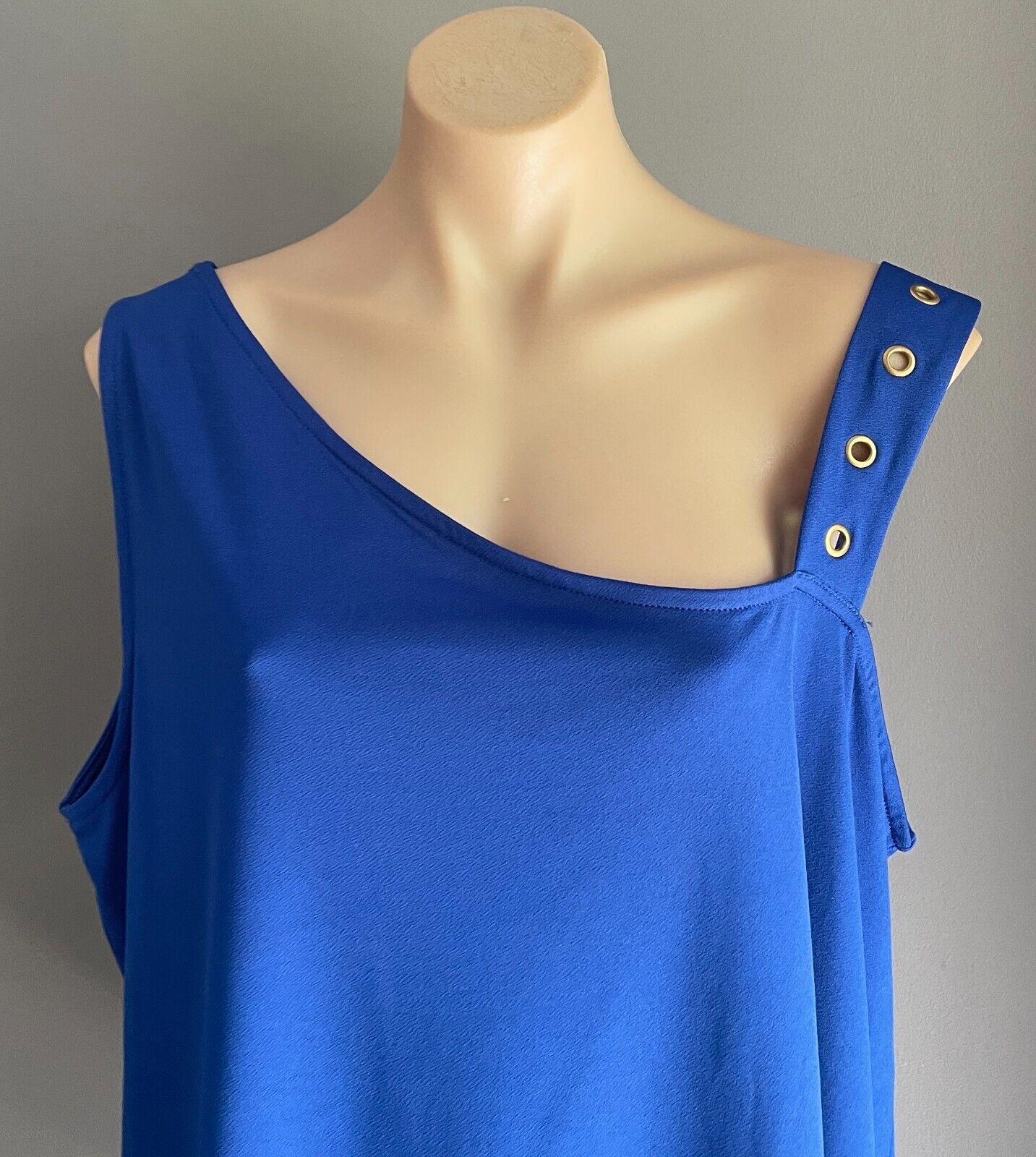 CROSSROADS Top Cobalt Blue Asymmetric Neck & Hem Sleeveless Rivet Trim Size 18