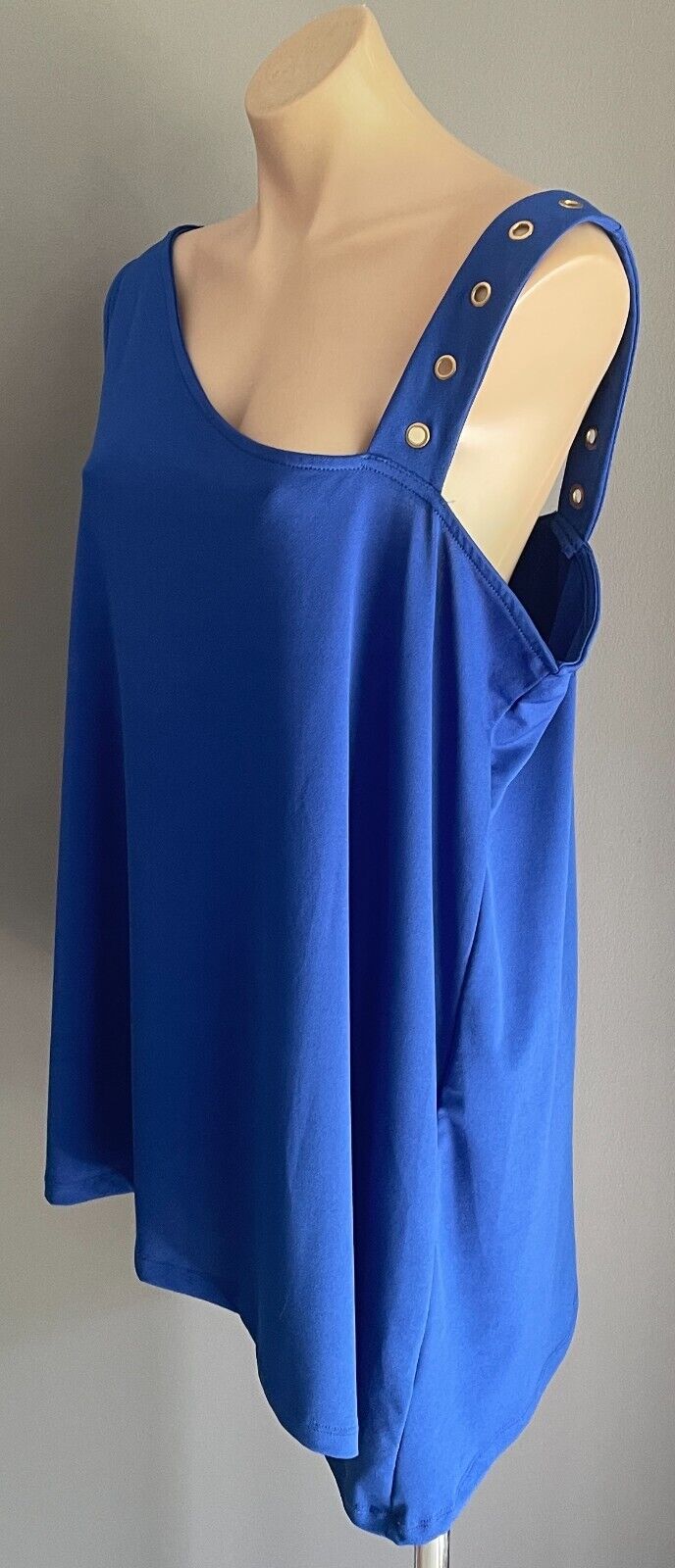 CROSSROADS Top Cobalt Blue Asymmetric Neck & Hem Sleeveless Rivet Trim Size 18
