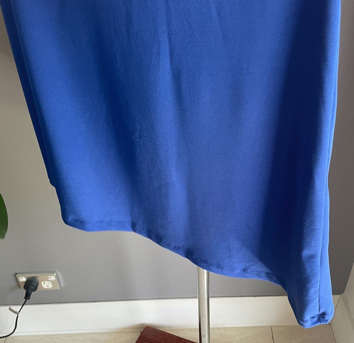 CROSSROADS Top Cobalt Blue Asymmetric Neck & Hem Sleeveless Rivet Trim Size 18