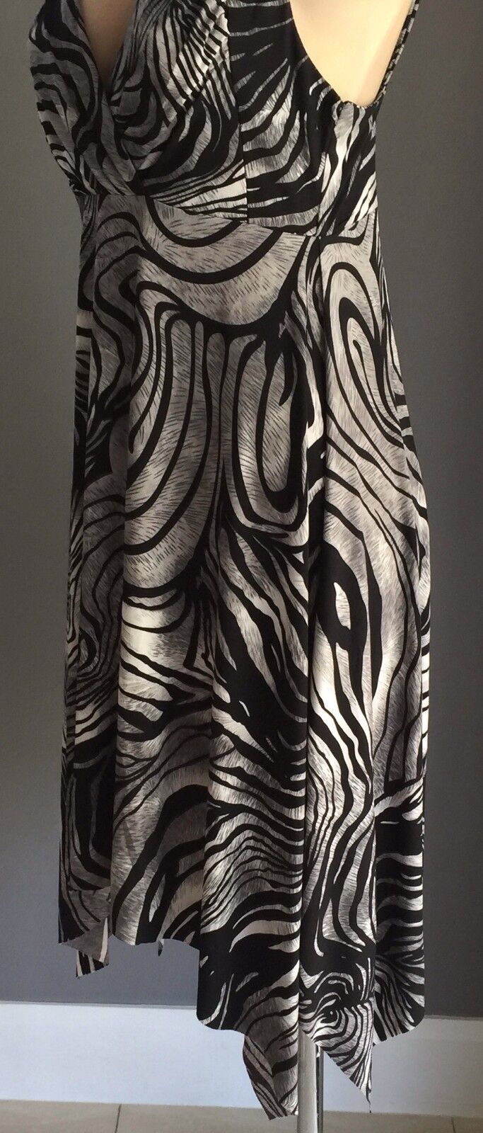 CROSSROADS Dress Taupe Beige Black Sleeveless Handkerchief Size M 10 12