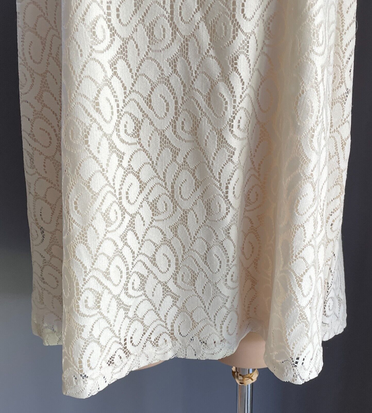 CROSSROADS Rio Festival Knit Top 4 LongLine Lace Cream Sleeveless Size 16 NEW