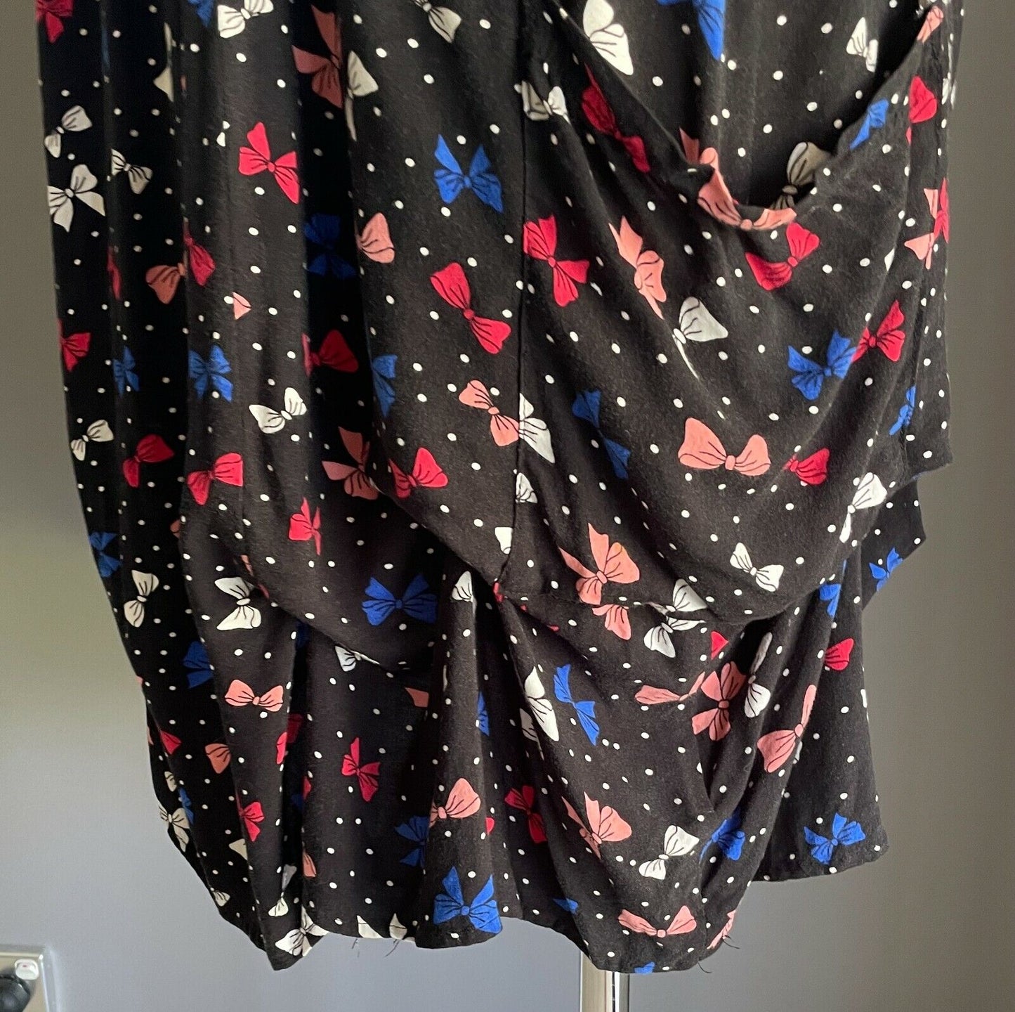 CROSSROADS Dress Black Bows Print Sleeveless Hitched Hem Hip Pockets Size 22