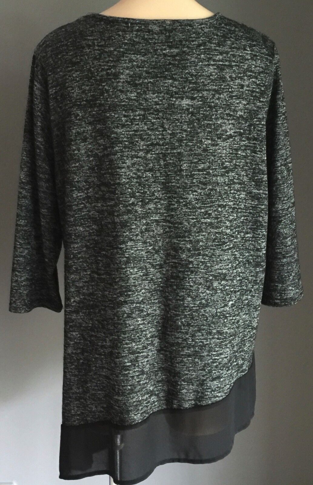 CROSSROADS Top Grey Black & White  Asymmetric Hem 3/4 Sleeve Plus Size 22