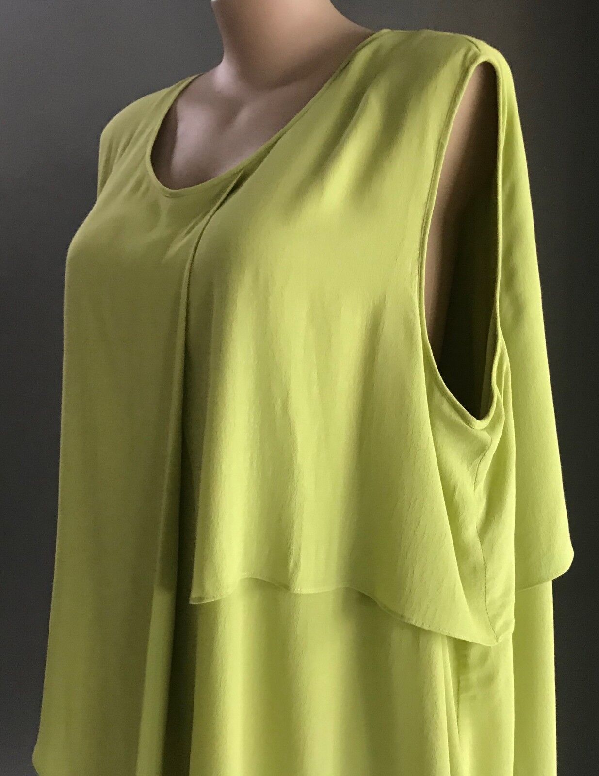 VIRTUELLE Drape Dress Chartreuse Green Sleeveless Bahamas Urban Chic Size 24 NEW