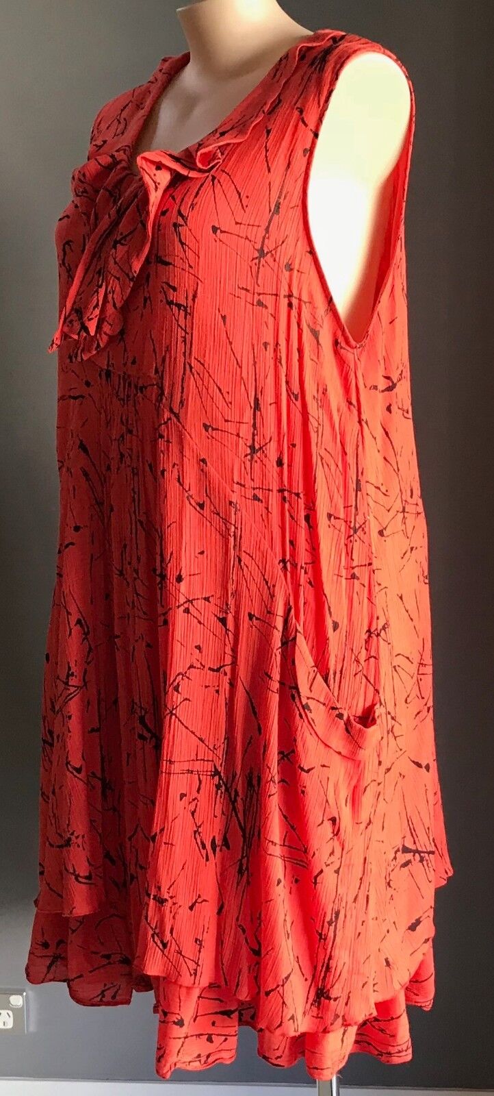 VIRTUELLE Tunic Dress Sleeveless Orange Black Abstract Print Frill Neck Size 24
