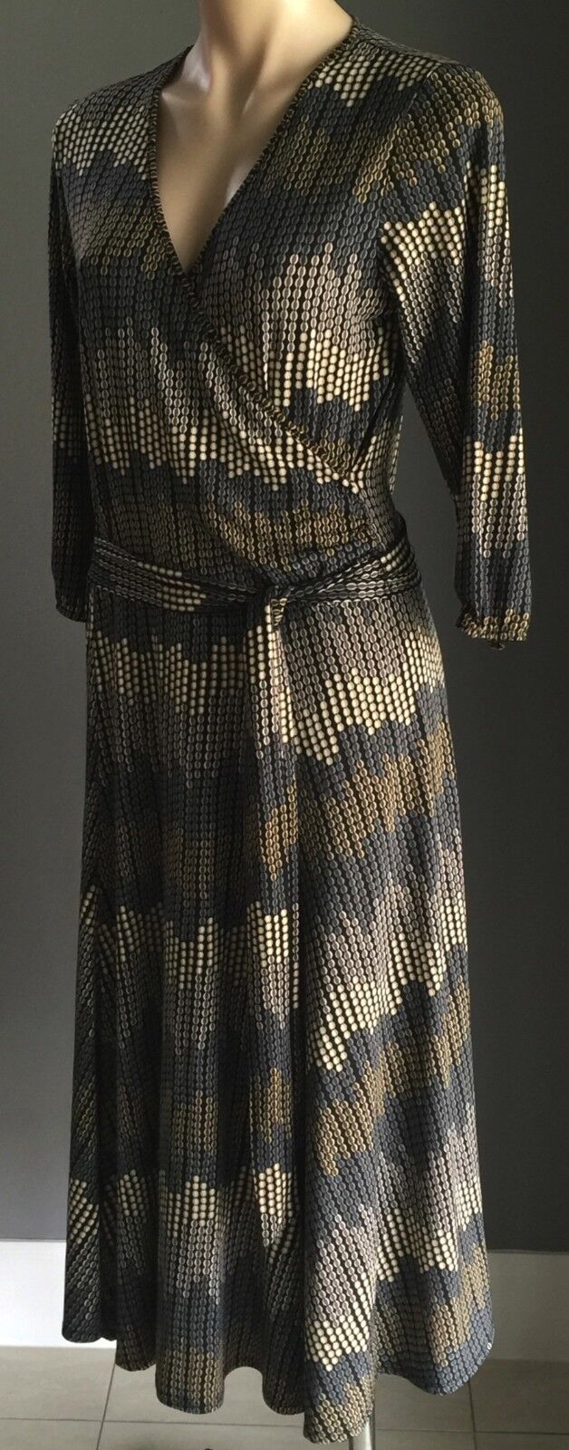 SUZANNE GRAE Wrap Dress Muted Multi Colour Print Stretch Wrap Size 12